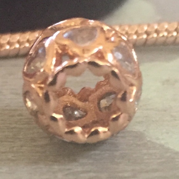 NWOT pandora love all around charm, rose gold - Picture 4 of 4